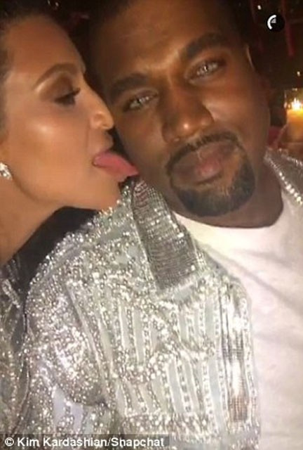 Kim Kardashian kocasına yaptıklarıyla olay oldu! - Resim: 4