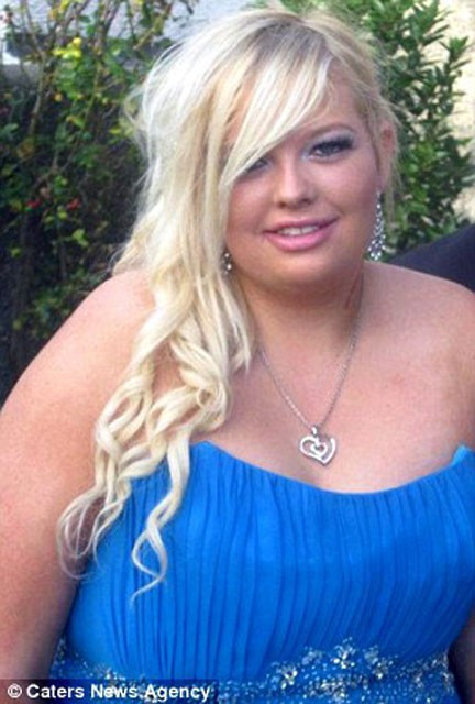 Vücudundan 3 kilo deriyi kesip attırdı - Resim: 1