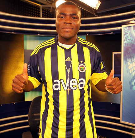 Fenerbahçe Emenike'yi transfer etti - Resim: 1