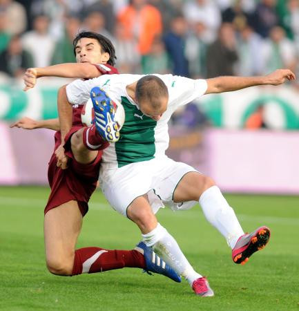 Zirvede 'fırtına' koptu - Resim: 1