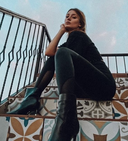 Gizem Karaca cezaevine girmekten kurtuldu! Mutluluk pozu verdi - Resim: 4