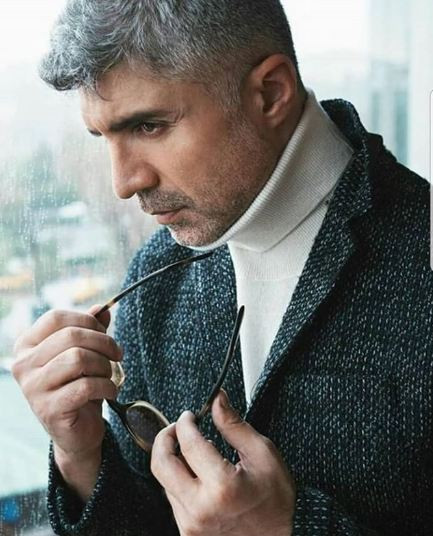 Özcan Deniz biseksüel mi bekaret tartışmasıyla olay olmuştu! - Resim: 4