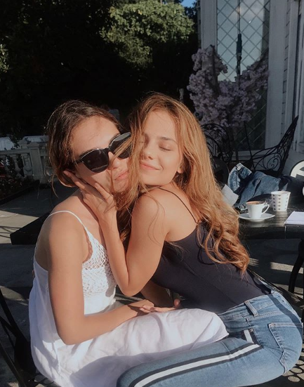 Dizide öpüşürken utanıyorum demişti! Bahar Şahin'in şu pozuna bakın - Resim: 1