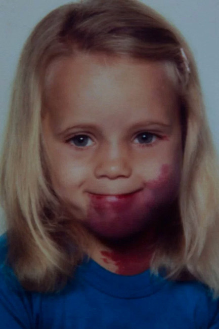 Onu yolda görenler çığlık atıp sağa sola kaçışıyor! - Resim: 1