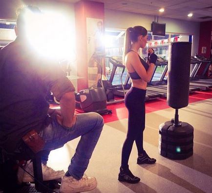 Yolanthe Cabau 'Polis Akademisi' setinde - Resim: 1