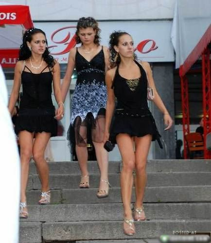 Okulu sevmeyen Rus kızları! - Resim: 3