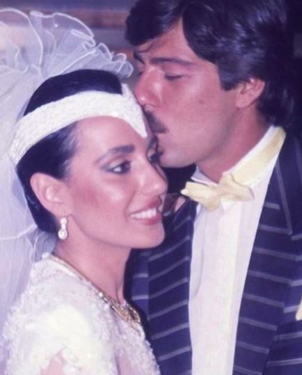 Perihan Savaş kaç yaşında kaç kere evlendi? Perihan Savaş evlilikleri - Resim: 0