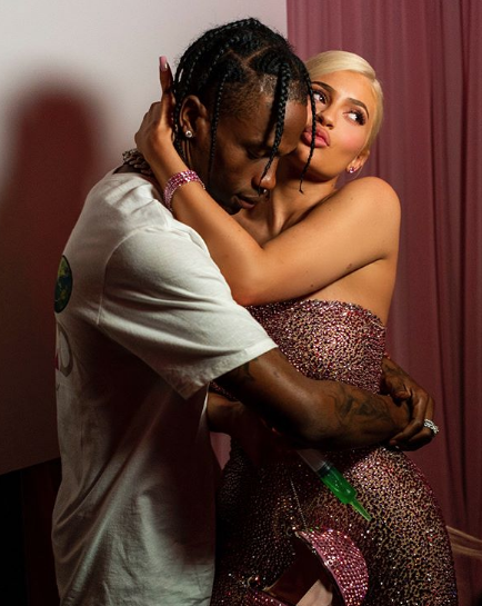 30 yaş altı en zengin ünlü kız, servet ödeyip malikane aldı! İşte Kylie Jenner'in saray yavrusu... - Resim: 3