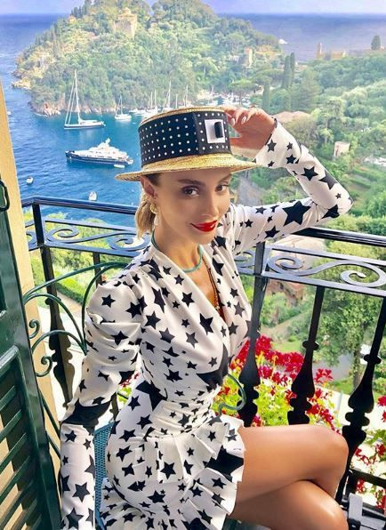 Estetiğim yok diyordu! Özge Ulusoy'un eski hali herkesi şoke etti! - Resim: 4