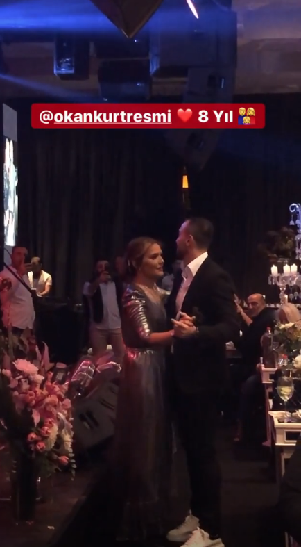 Demet Akalın ve Okan Kurt'un partisinde Seda Sayan ve Aleyna Tilki karşılıklı göbek attı - Resim: 4