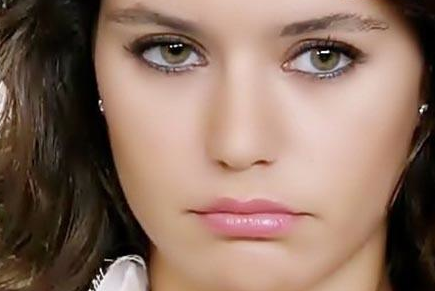 Türkiye'nin en güzel gözlü ünlüleri - Resim: 2