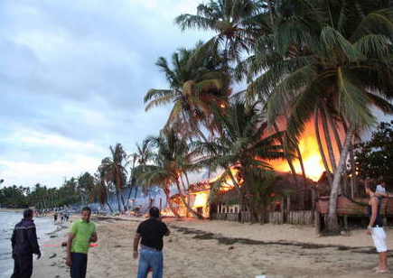 Acun Ilıcalı Dominik'te ölümden döndü - Resim: 1