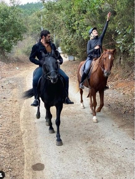 ATV'deki Maraşlı'nın yıldızı Burak Deniz sevgilisi Didem Soydan'la paylaştı - Resim: 2