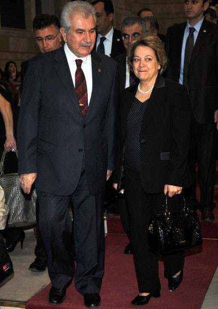 Kadir Özbek'e protesto şoku - Resim: 4