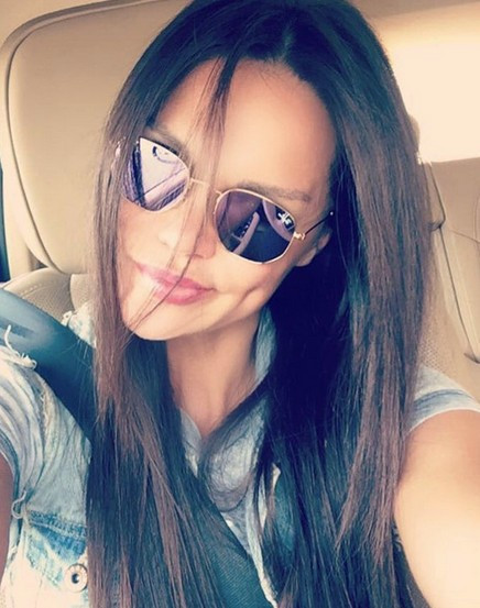 Ebru Şallı'nın kardeşine inanamayacaksınız! - Resim: 2