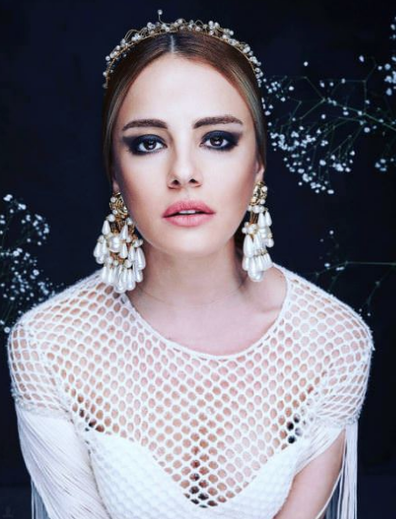 Ünlü oyuncu yere çakıldı! Şok görüntüler - Resim: 4