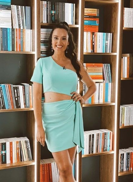 Pelin Akil'den sevindiren haber Eşkıya Dünyaya Hükümdar Olmaz'ın yeni yıldızı - Resim: 2