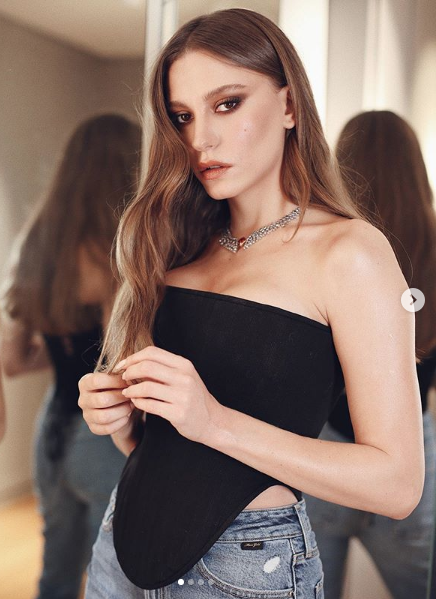 Serenay Sarıkaya ilk kez canlı yayına katıldı bakın neler anlattı - Resim: 2