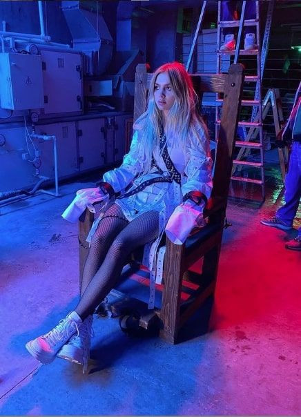 'Ölüme ilgim var' diyen Aleyna Tilki'den şoke eden ölüm mezarlık açıklamaları - Resim: 4