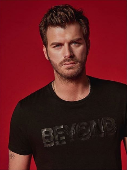 Kıvanç Tatlıtuğ'u Amerikalı kadınlar adım adım takip ediyor! - Resim: 4