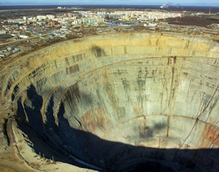 Buradan uçak geçmesi yasak! - Resim: 2