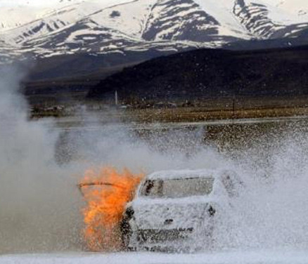 Servise kızdı otomobilini yaktı - Resim: 4