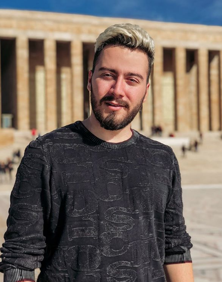 Takipçileri inanamadı! Enes Batur Tulu Bacı ile evleniyor! - Resim: 4