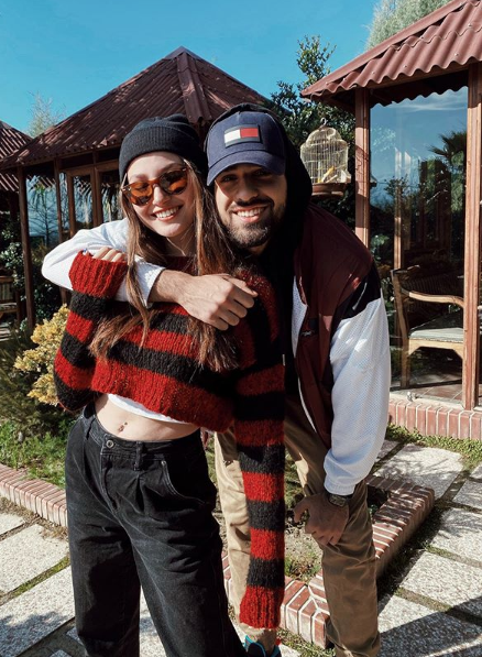 İlayda Akdoğan Coronavirüs nedeniyle İran'da mahsur kaldı geri dönemiyor - Resim: 4