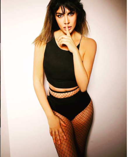 Tuğba Ekinci kimdir yaşı kaç instagramda kalça pozu verdi - Resim: 0