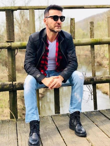 Sinan Özen Burcu Kartal'ın ikizleri oldu! 57 yaşında baba olan Özen dua istedi - Resim: 1