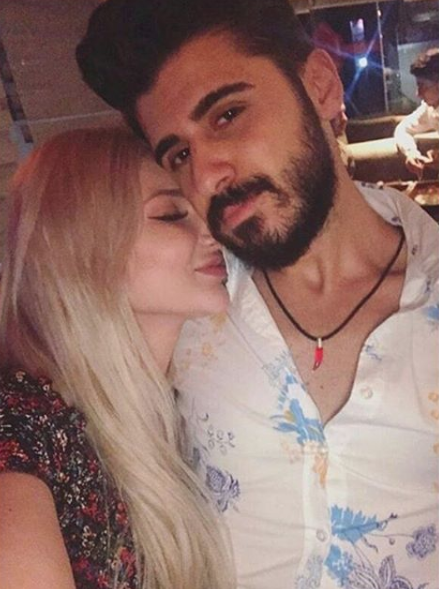 Ünlü şarkıcının oğlu öyle bir paylaşım yaptı ki gören herkes aşktan soğudu - Resim: 2