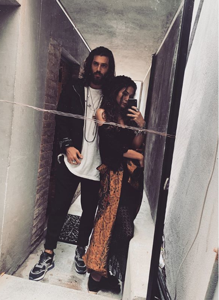 Can Yaman'ın Demet Özdemir ile fotoğrafı ortaya çıktı! Beraber tatile gitmişler - Resim: 4