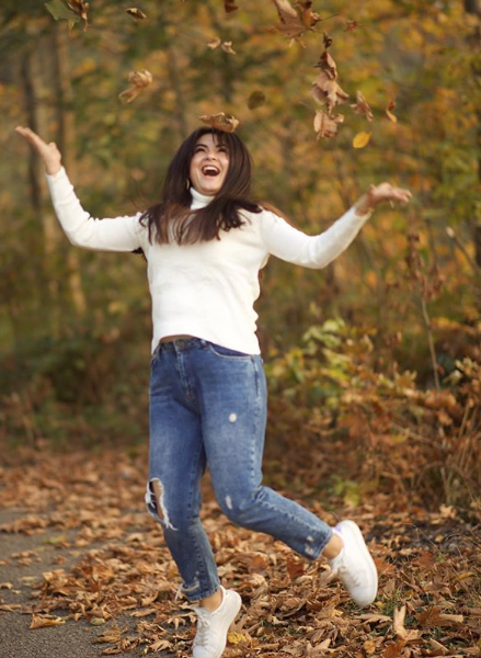 Hanife Gürdal evlendi eşi Kemal Ayvaz bakın kimmiş! Dekolteli gelinlik olay - Resim: 2