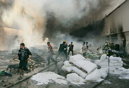 İsrail'in vahşeti çocukları vurdu! - Resim: 1