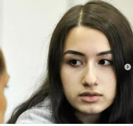 Kızına 'bebeğimi doğuracaksın' dedi! Sapık babalarını öldüren kız kardeşler serbest kalabilir - Resim: 0