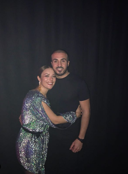 Ezgi Mola işletmeci sevgilisi Mustafa Aksakallı ile evleniyor - Resim: 4