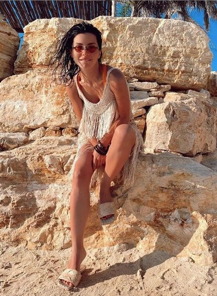 Merve Boluğur yeni sevgilisiyle ilk kez ortaya çıktı öperken pozunu da paylaştı - Resim: 1