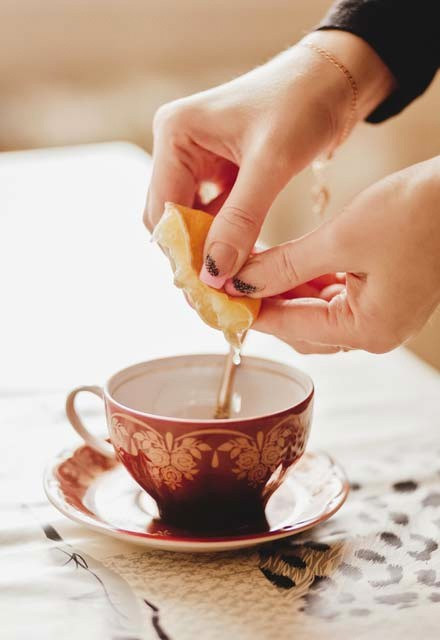 Böyle gelenek görülmedi! Damadı karşılarına alıp... - Resim: 4