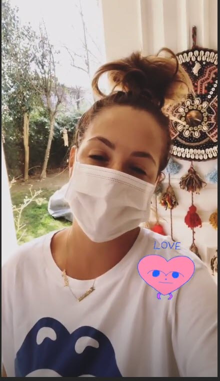 Doğa Rutkay'dan 'Domuz Gribi' açıklaması Maskeli hali hayranlarını üzdü - Resim: 1