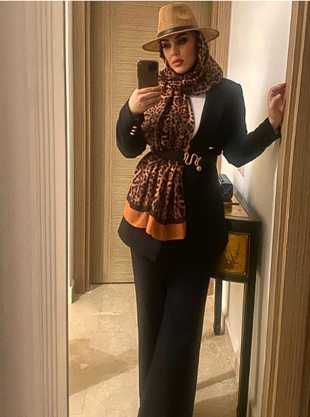 Ferdi Tayfur'un kızı Tuğçe Tayfur 3. kez evlendi, gelinliği sosyal medyada olay oldu - Resim: 2