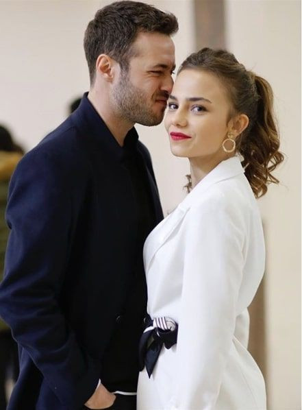 Zalim İstanbul yıldızları Bahar Şahin ve Ozan Dolunay öpüştüklerini böyle yalanladı - Resim: 1