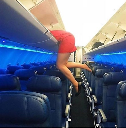 Görüntüler bir anda yayıldı yolcular uçağı boşaltınca... - Resim: 2