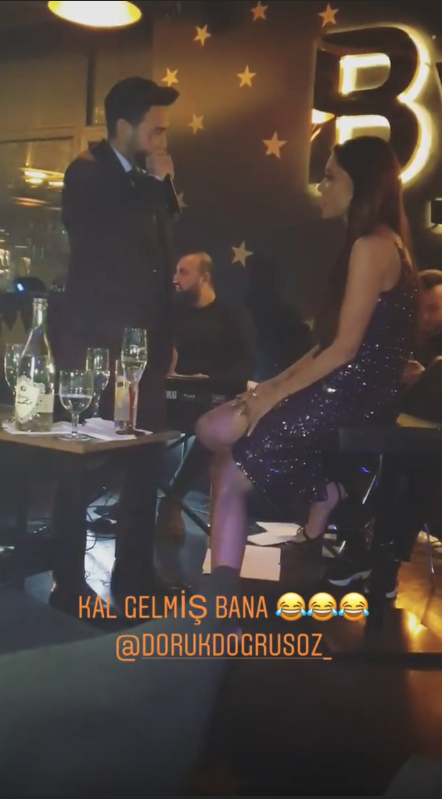 Doruk Doğrusöz Sevda Demirel'e sahnede evlilik teklifi etti 14 şubatta nişanlanıyorlar - Resim: 2