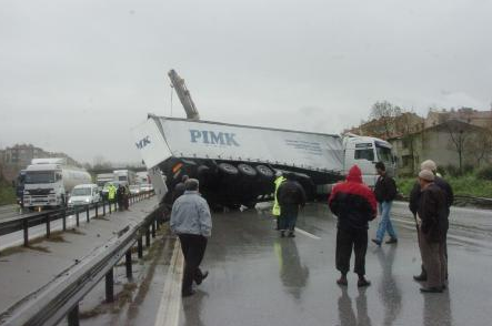TEM'de böyle kaza görülmedi - Resim: 4