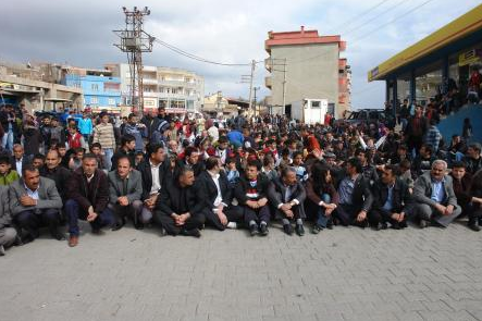 BDP yürüyüşünde tehlikeli pankart! - Resim: 2