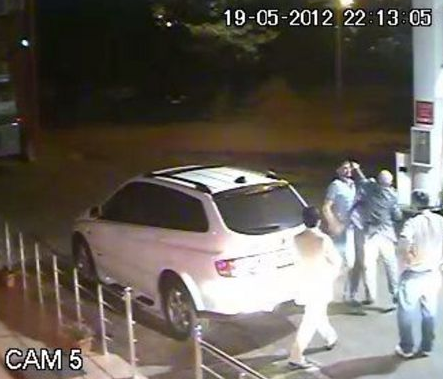 AK Partili başkandan tekme tokat dayak  - Resim: 1