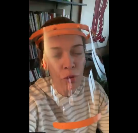 Erdil Yaşaroğlu ve Begüm Kütük evde sağlık çalışanları için siperlik üretti - Resim: 4