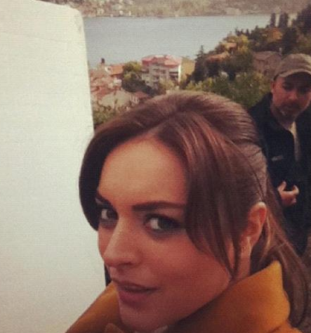 Ünlülerin Twitter pozları şok ediyor - Resim: 2