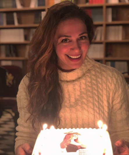 Özge Borak mayosuyla yürek hoplattı defiledekilerin ağzı açık kaldı - Resim: 2