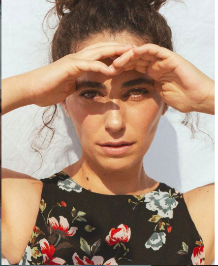 Esra Ruşan kimdir kaç yaşında Masumlar Apartmanı Esra dizileri - Resim: 0